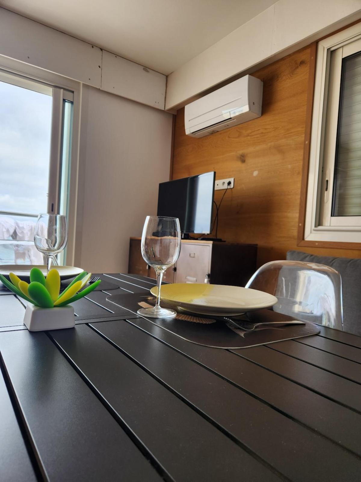 Tres Bel Appartement Cap Esterel Saint-Raphael  Bagian luar foto